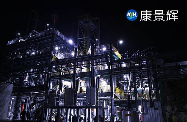 降膜三效蒸發器在奶粉生產中的應用